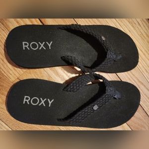 Roxy flip flops